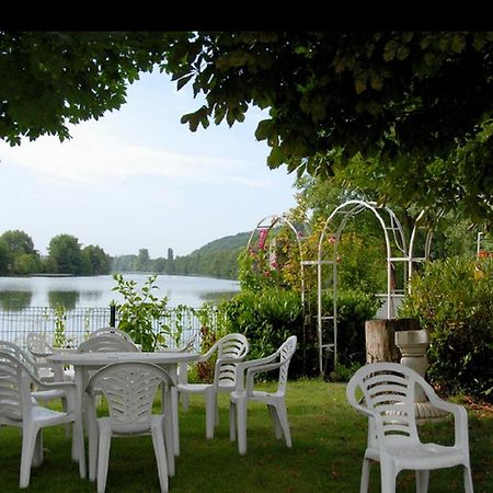 Logis Le Manoir De L'Onde Hotel Sens Bagian luar foto