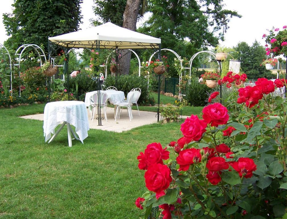 Logis Le Manoir De L'Onde Hotel Sens Bagian luar foto