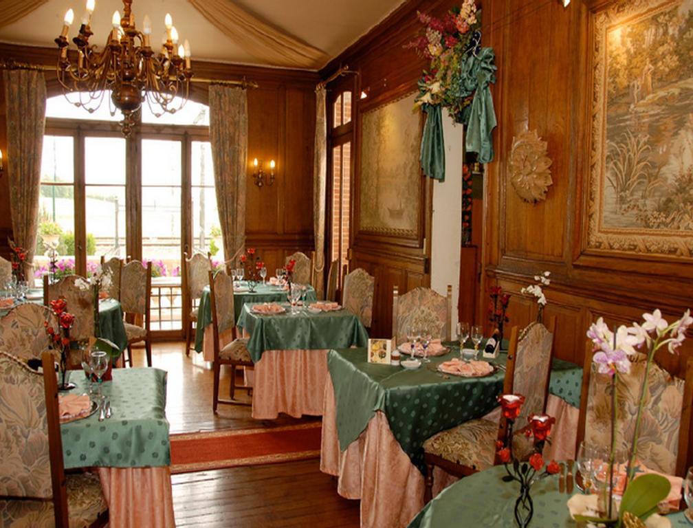 Logis Le Manoir De L'Onde Hotel Sens Bagian luar foto